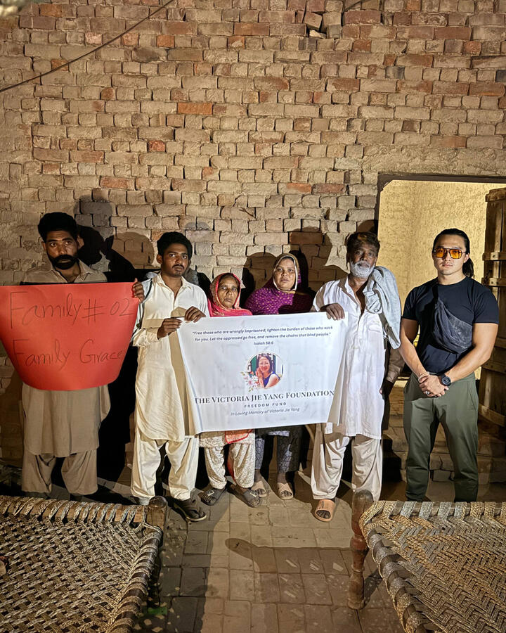 fREEING sLAVESUntitled